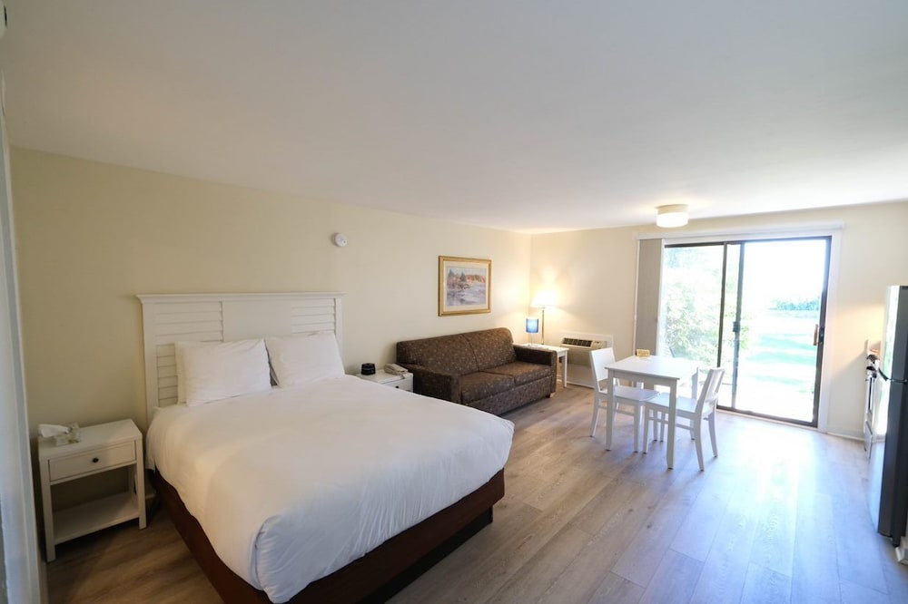 Seacastles Resort - photo 3