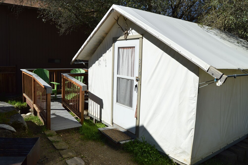 Indian Flat RV Park Tent Cabins & Cottages - photo 16