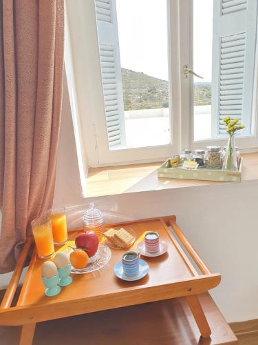 Vira Señor House — 4-Star Luxury Hotel in Milos, Greece