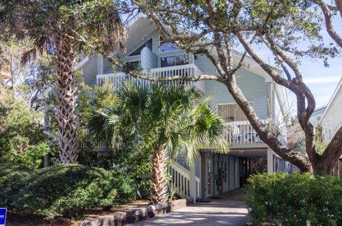 Shore to Please by Bryant Real Estate in Kure Beach, United States