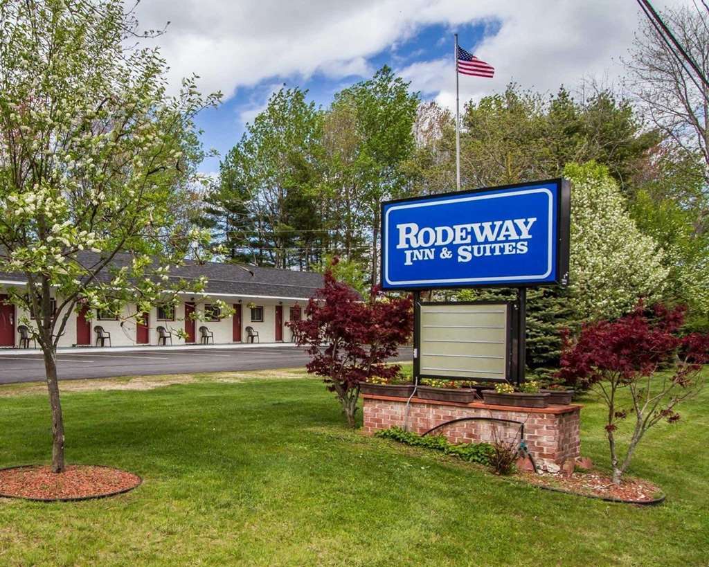Rodeway Inn & Suites Brunswick near Hwy 1 - photo 2