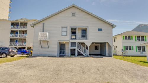 Barnett House Bottom Oceanfront Windy Hill Section — 4-Star Luxury Hotel in Myrtle Beach, United States