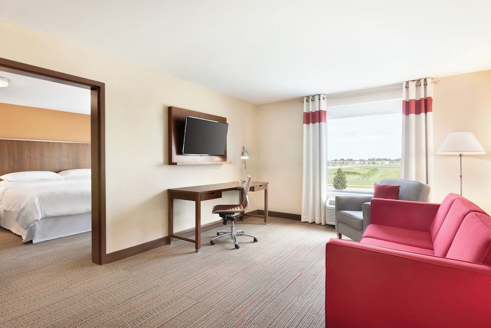 Four Points by Sheraton Fargo Medical Center - photo 13