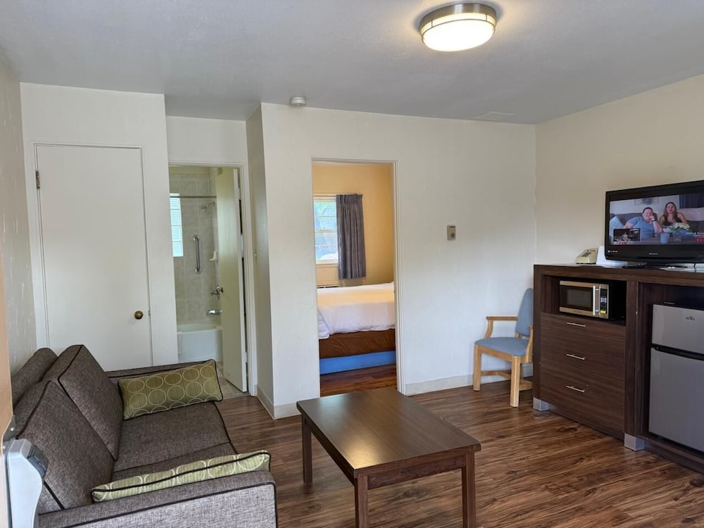 Sunrise Motor Inn - photo 25