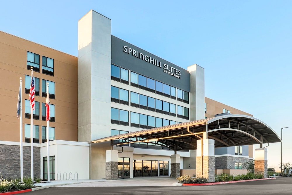 SpringHill Suites by Marriott San Jose Fremont - carbon neutral hotel in Fremont