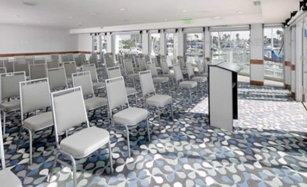 Marina del Rey Hotel - photo 49