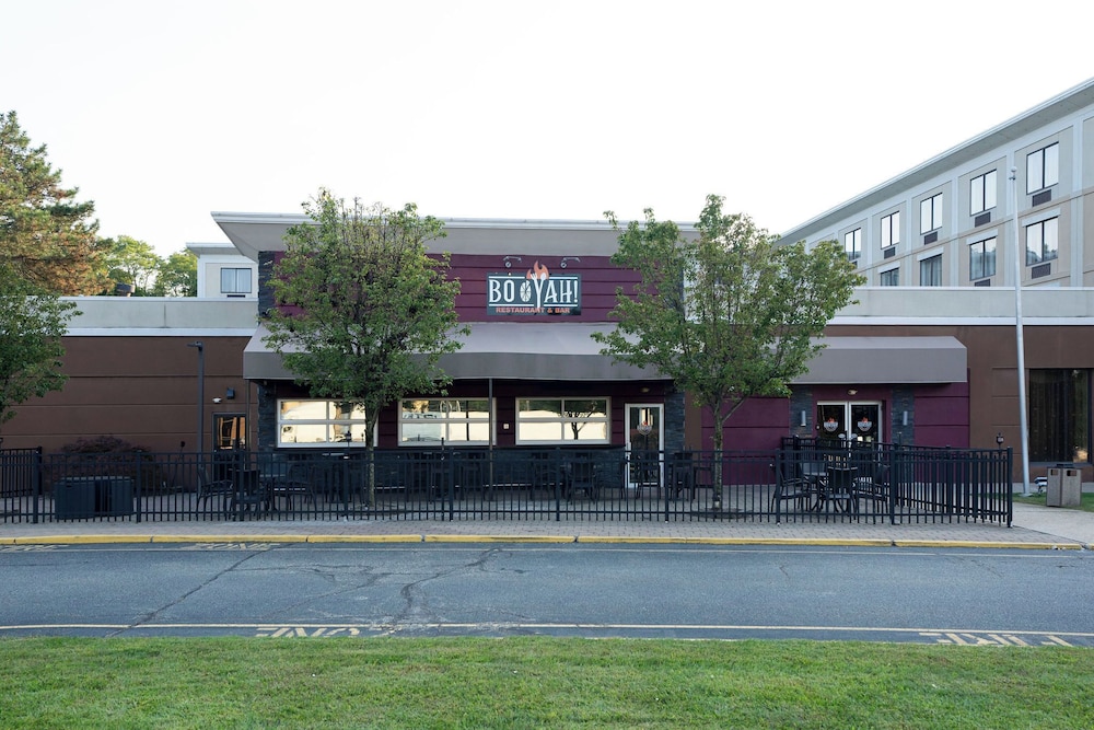 DoubleTree by Hilton Mahwah - photo 37