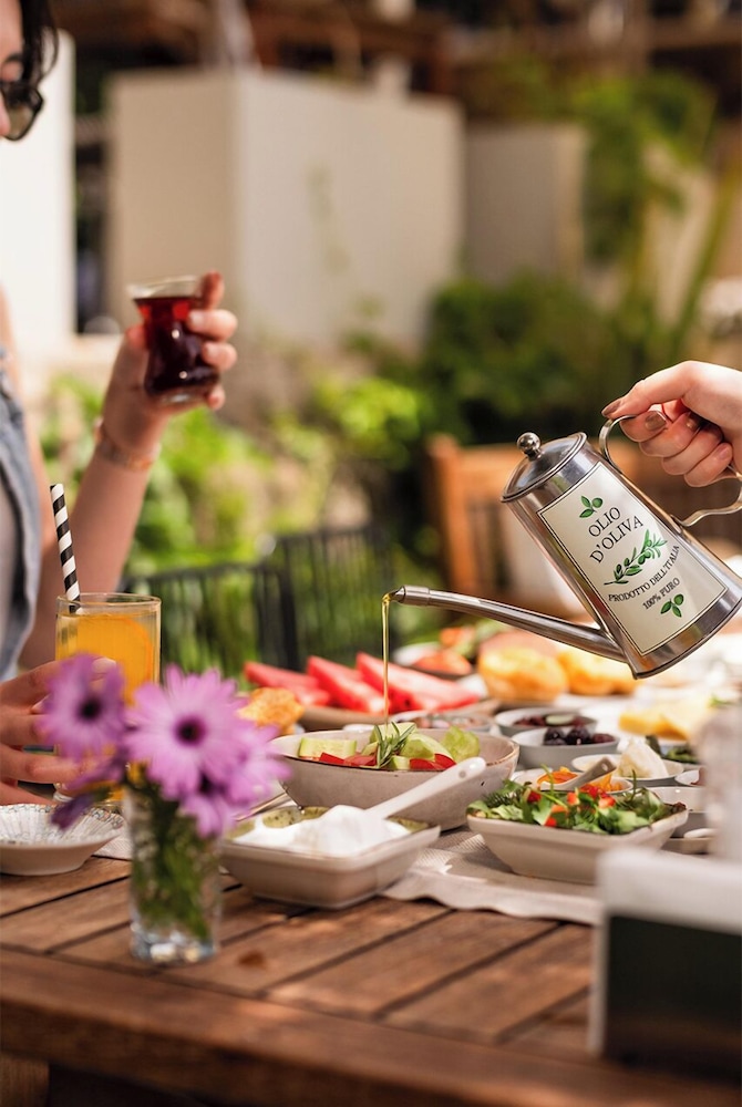 Perlacia Adatepe in Ayvacik, Turkey