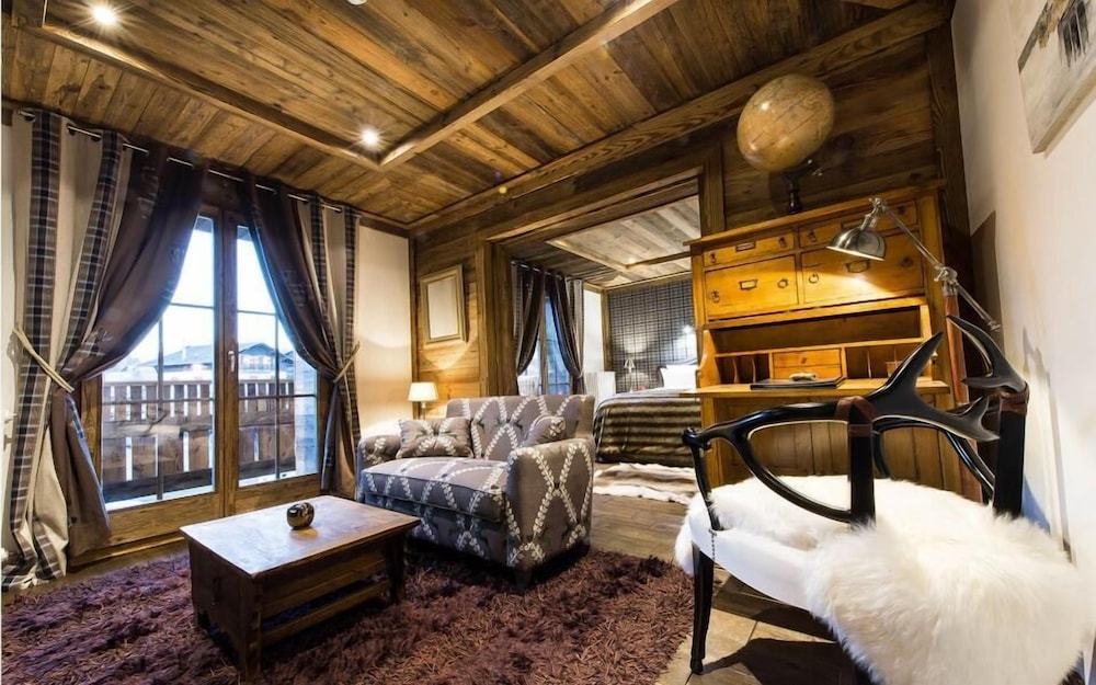 Le Chalet Blanc — 5-Star Luxury Hotel in Megeve, France