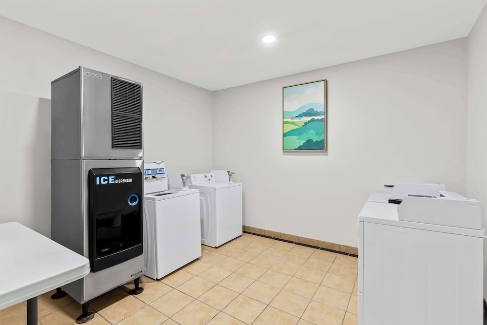 Sonesta Essential Beaumont - photo 25
