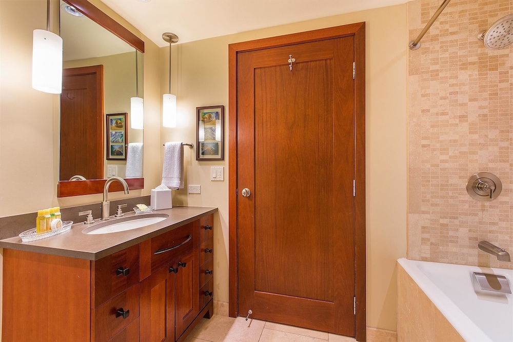 Three bedroom Villas at Ko Olina Beach Villas Resort - photo 74