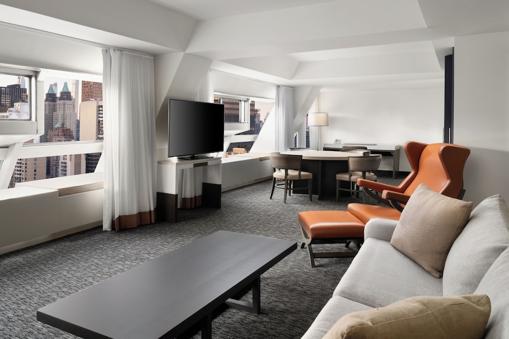 Millennium Hilton New York One UN Plaza - photo 14