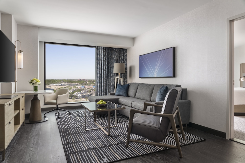 Loews Arlington - photo 6