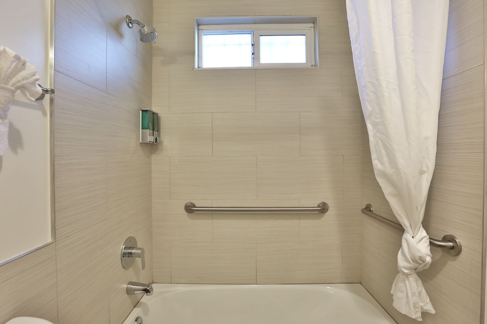 Hotel 414 Anaheim - photo 42
