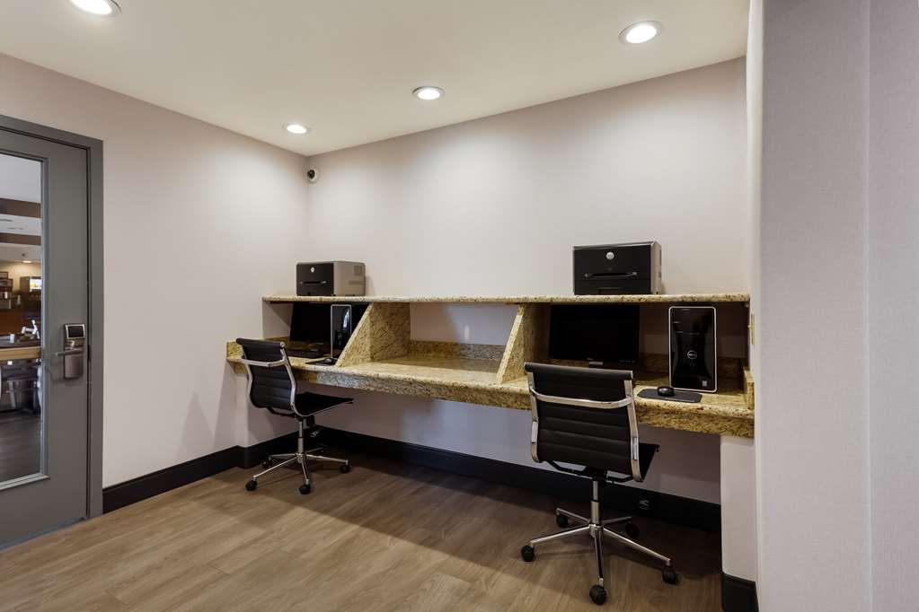 Best Western Inn & Suites Lemoore - photo 6