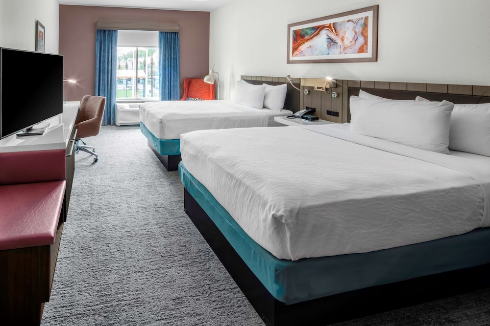 Hilton Garden Inn Chandler Downtown - photo 10