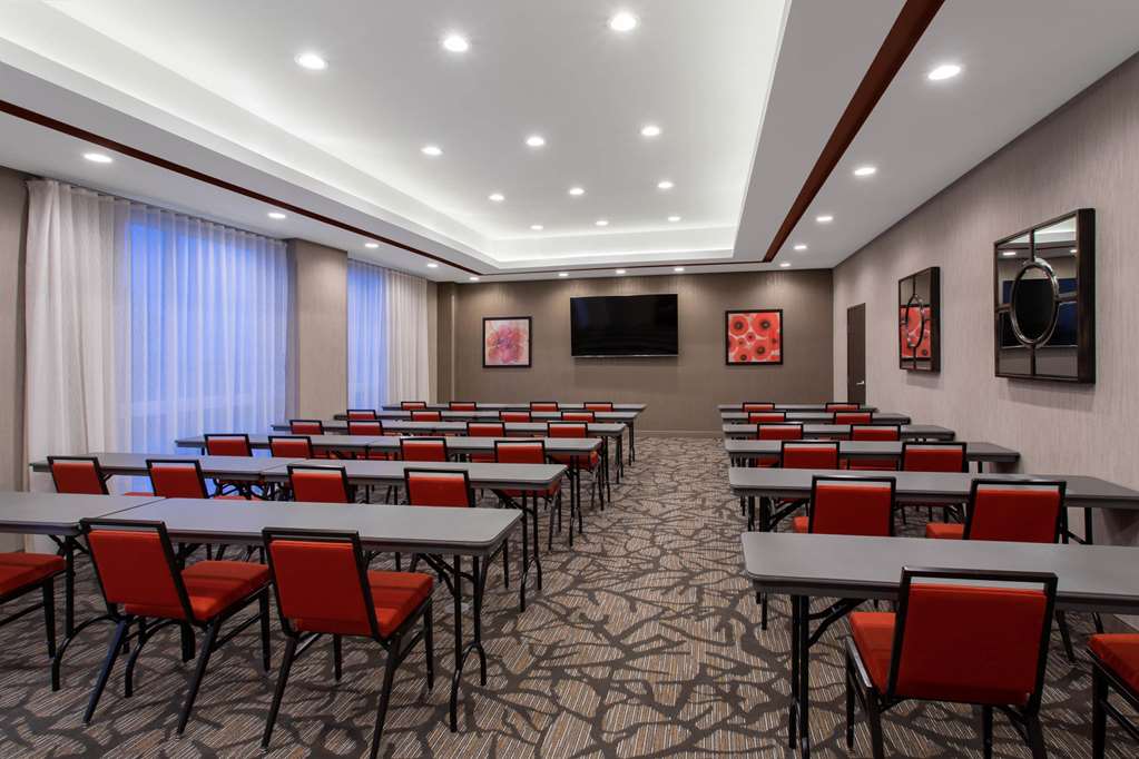 Hawthorn Suites By Wyndham Loveland - photo 14