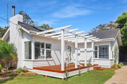 Soak up Sorrento The Perfect Coastal Getaway in Sorrento, Australia