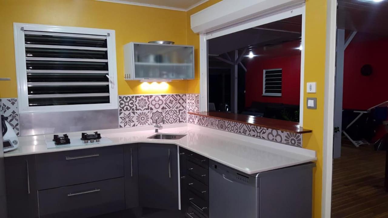 Villa élégante avec jardin au Lamentin et piscine privée. — 4-Star Luxury Hotel in Le Lamentin, Martinique