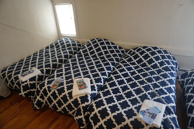 Bedrooms near Fenway & Downtown Boston - photo 25