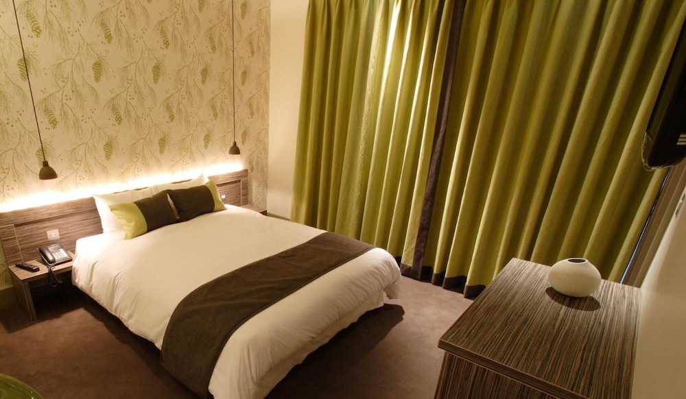 Hotel Bosco — Kingston Upon Thames — photo 2