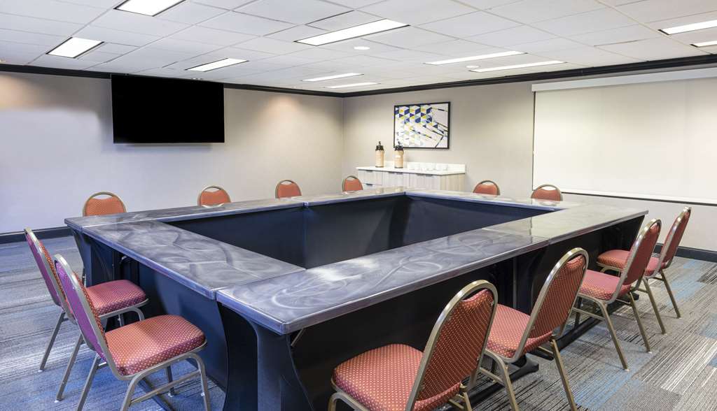 Hyatt House Herndon Reston - photo 43