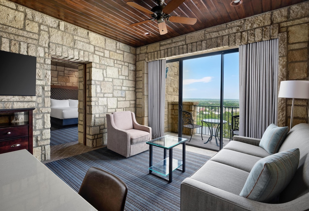The Oread Lawrence Tapestry Collection by Hilton - photo 69