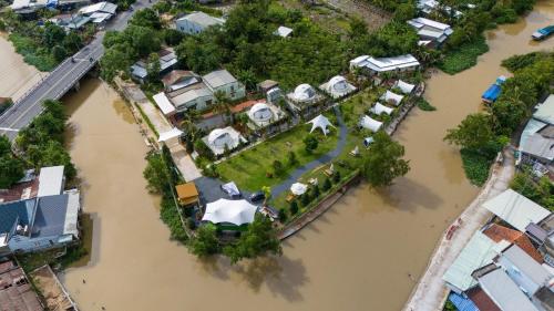 Sa Đéc Glamping - carbon neutral hotel in Unknown City