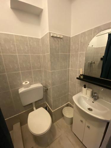 Travellers Rest — Bucharest — photo 2