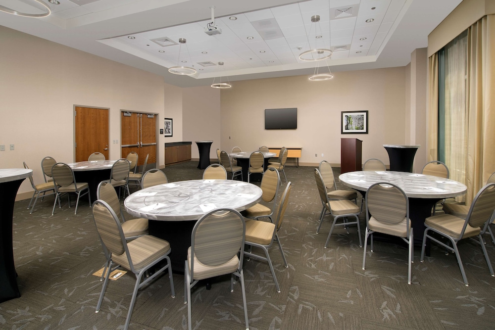 Hampton Inn by Hilton Wilmington Downtown - photo 29