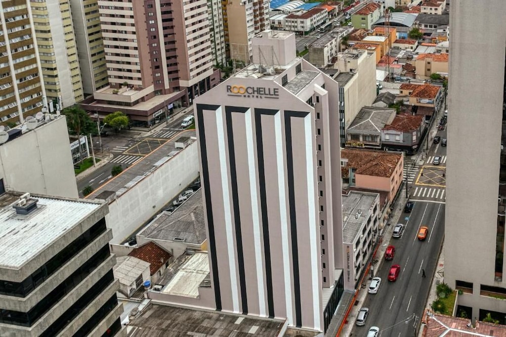 Roochelle Hotel by Nobile in Curitiba, Brasil