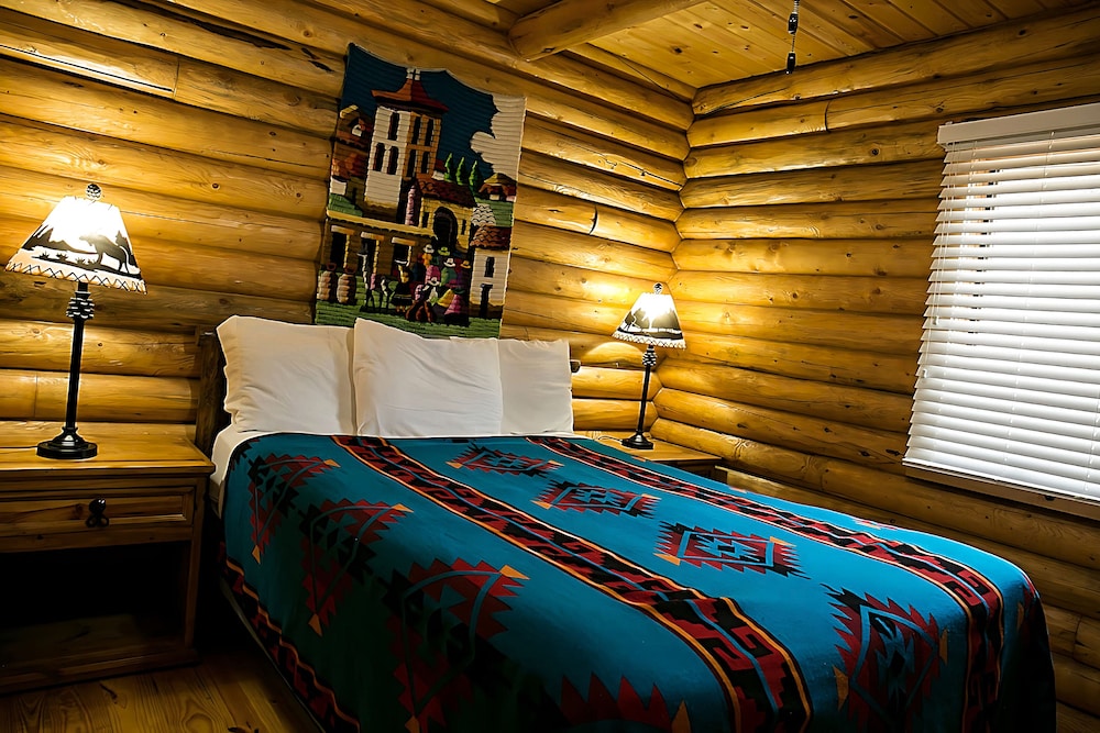 Holy Smoke Resort - photo 14