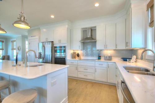 Starboard Side - photo 25