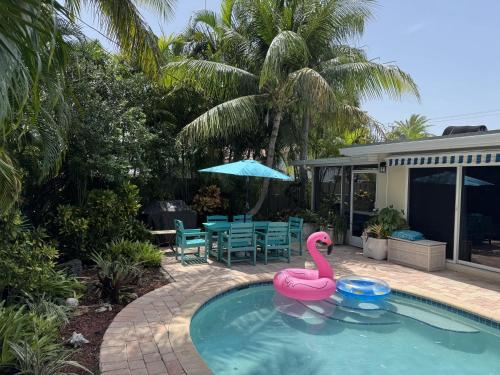 Tropical Dream Heated Pool House — 4-Star Luxury Hotel in Deerfield Beach, United States