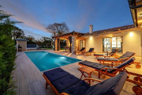Villa Acorn by IstriaLux — 4-Star Luxury Hotel in Marcana, Croatia