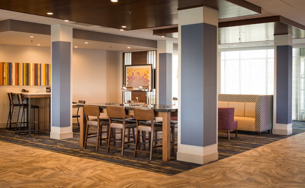 Holiday Inn Express & Suites Rock Falls by IHG - photo 12