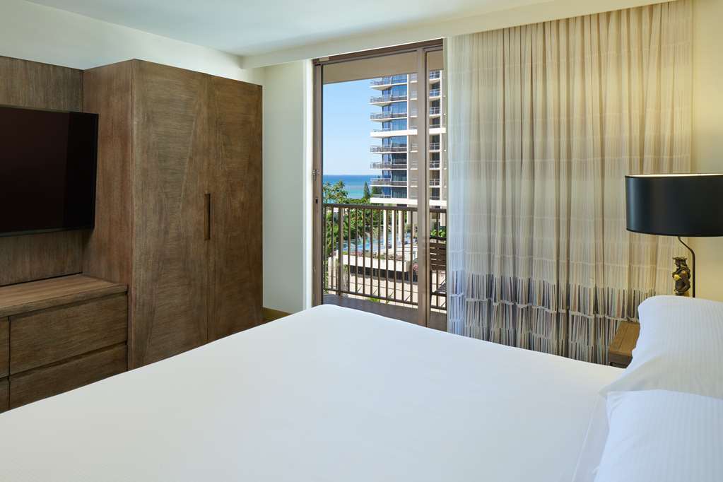 Embassy Suites by Hilton Waikiki Beach Walk - photo 53