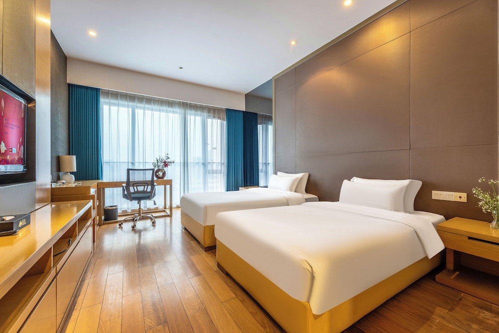 Side Apartment — 4-Star Luxury Hotel in Guangzhou, People's Republic of China