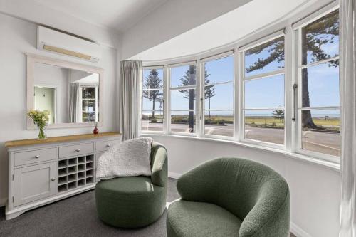 Modern Art Deco Cutie — 4-Star Luxury Hotel in Napier, New Zealand