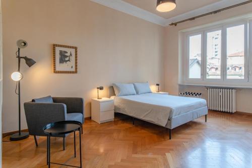 San Tommaso Luxury 4 Rooms — 4-Star Luxury Hotel in Turin, Italy