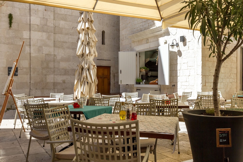 Luxury Apartment Matkovic — 4-Star Luxury Hotel in Split, Croatia