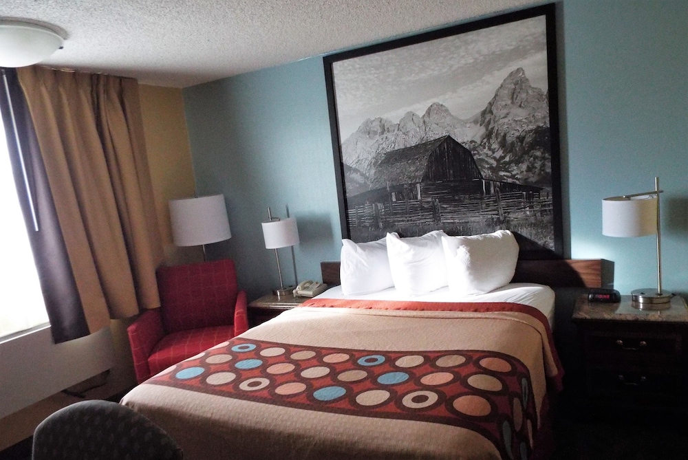 Super 8 by Wyndham Casper East Evansville - photo 19