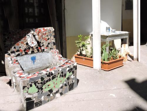 Apartment at sunny yard