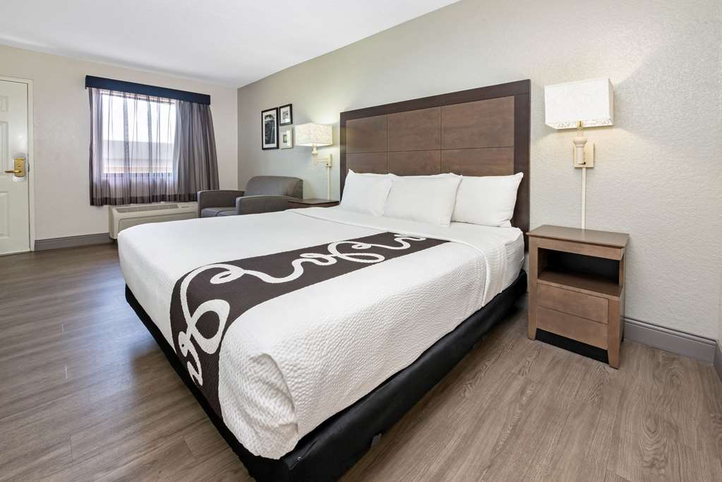 La Quinta Inn by Wyndham West Palm Beach Florida Turnpike - photo 44