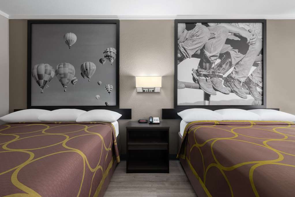 Super 8 by Wyndham Longview North - photo 13