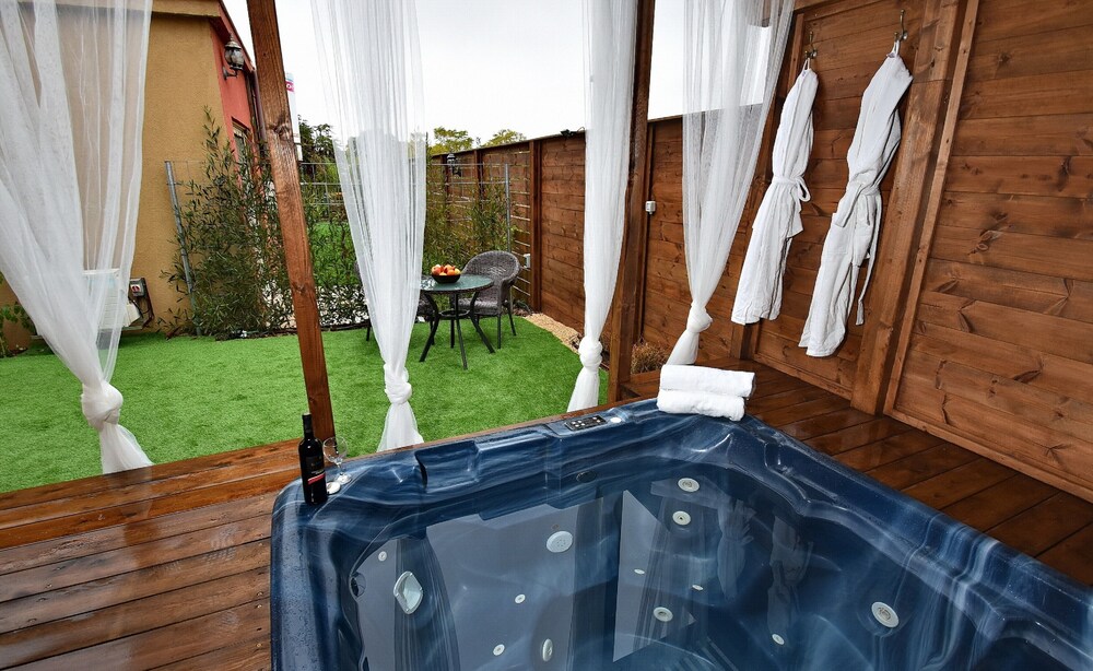 Atzula BaGolan in Tiberias, Israel