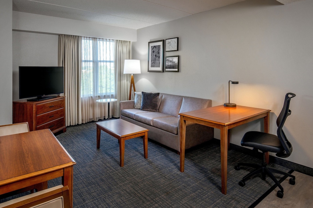 Residence Inn by Marriott Chesapeake Greenbrier - photo 11