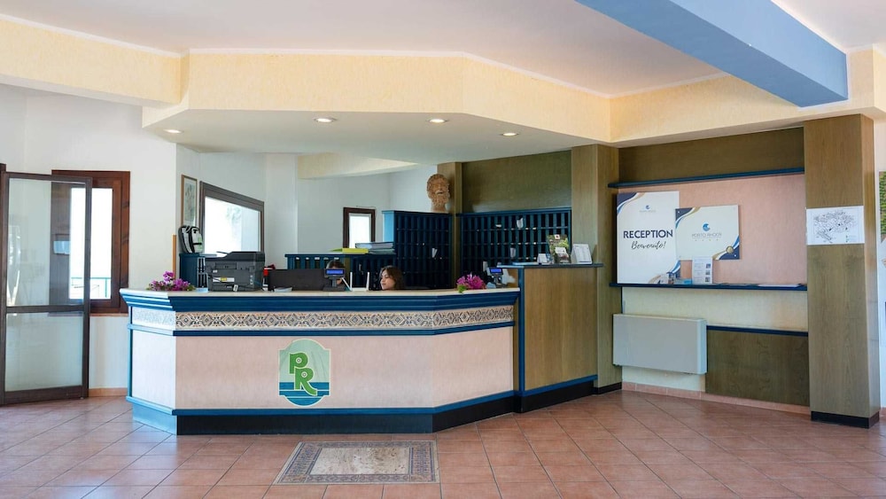 Porto Rhoca - carbon neutral hotel in Squillace