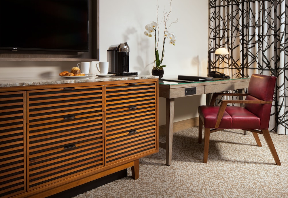 The Canyon Suites at The Phoenician Luxury Collection - photo 8