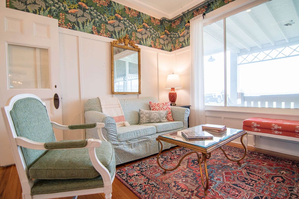 Ocean House Hotel & Motel - photo 8